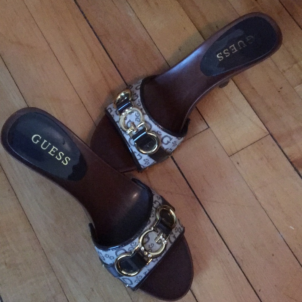 Shoes - Picture 3 of 4